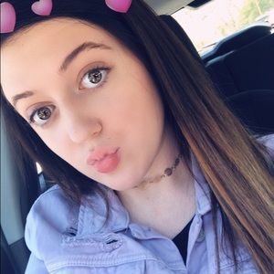 Meet your Posher, Carlee